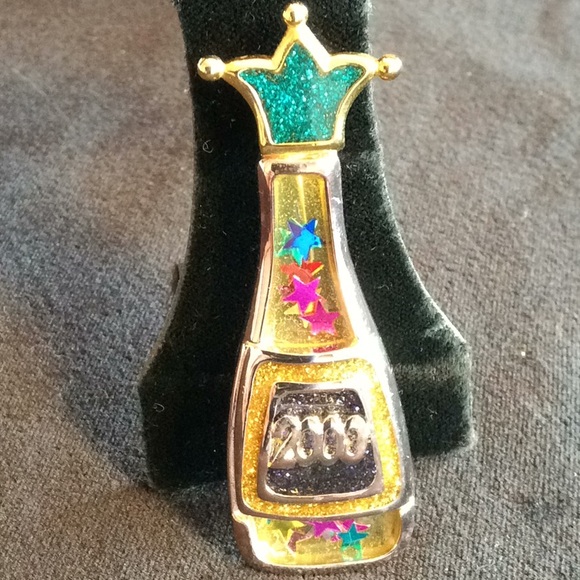 Vintage New Years 2000 Champagne Brooch - Picture 1 of 4
